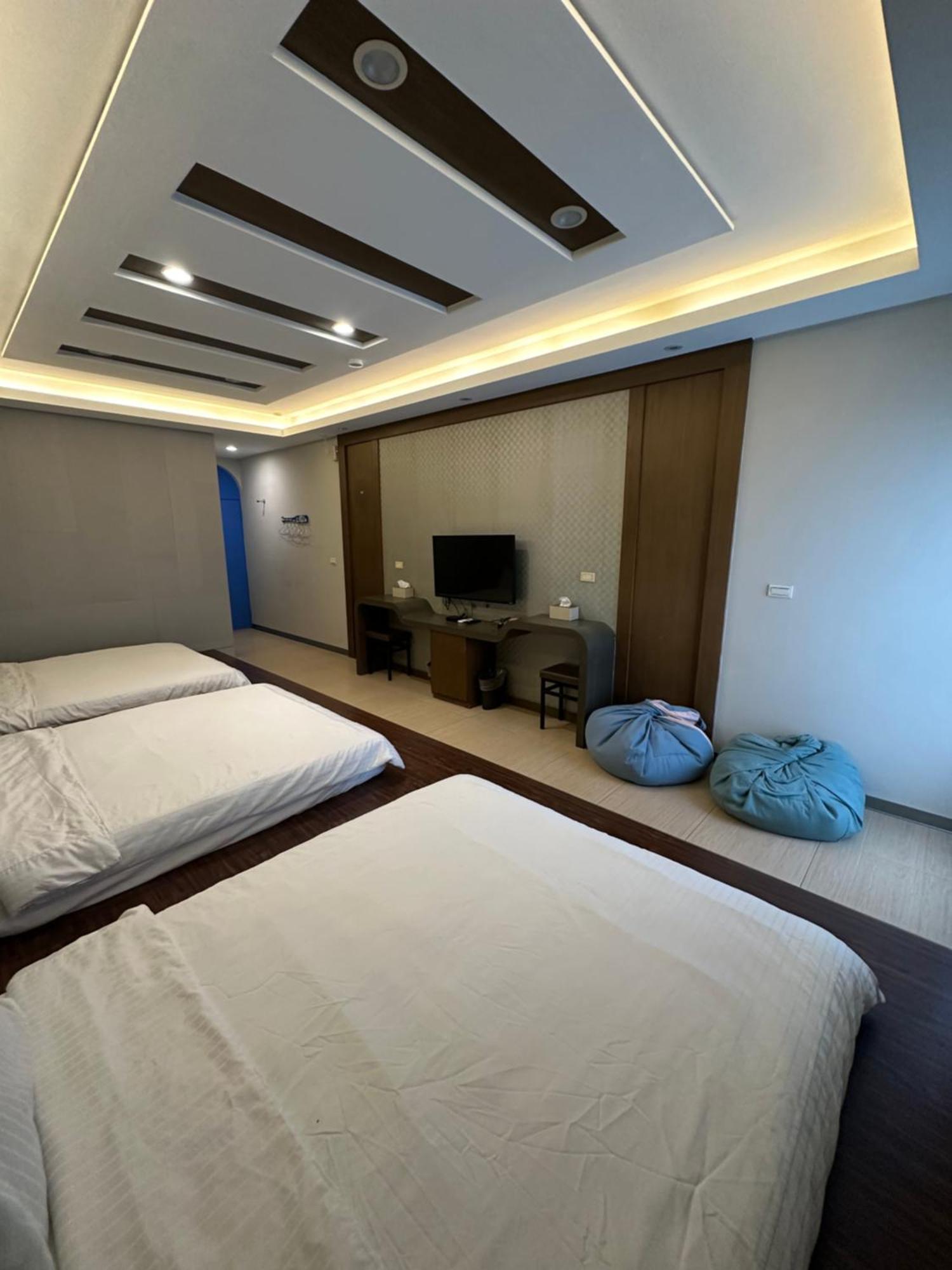 尹居 包棟民宿 Xiaoliuqiu Exterior photo